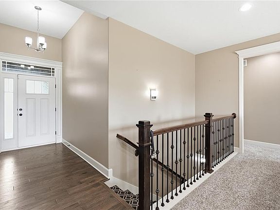 5th image of 601 Englewood Dr