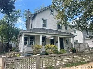 26 2nd Ave #1