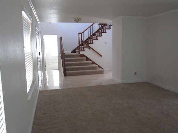 5th image of 454 Stonecastle Way