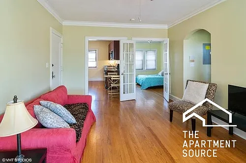 906 S Elmwood Ave #3 Photo 1