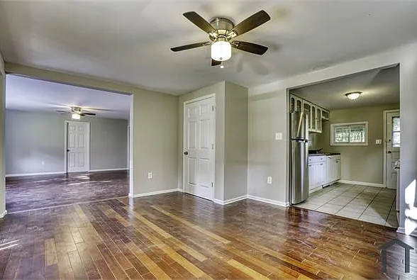 8011 Oakleigh Rd — Photo 12