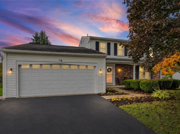 19 Pearson Ln, Rochester, NY 14612