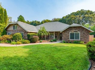 1864 Vineyard Dr, Paradise, CA 95969