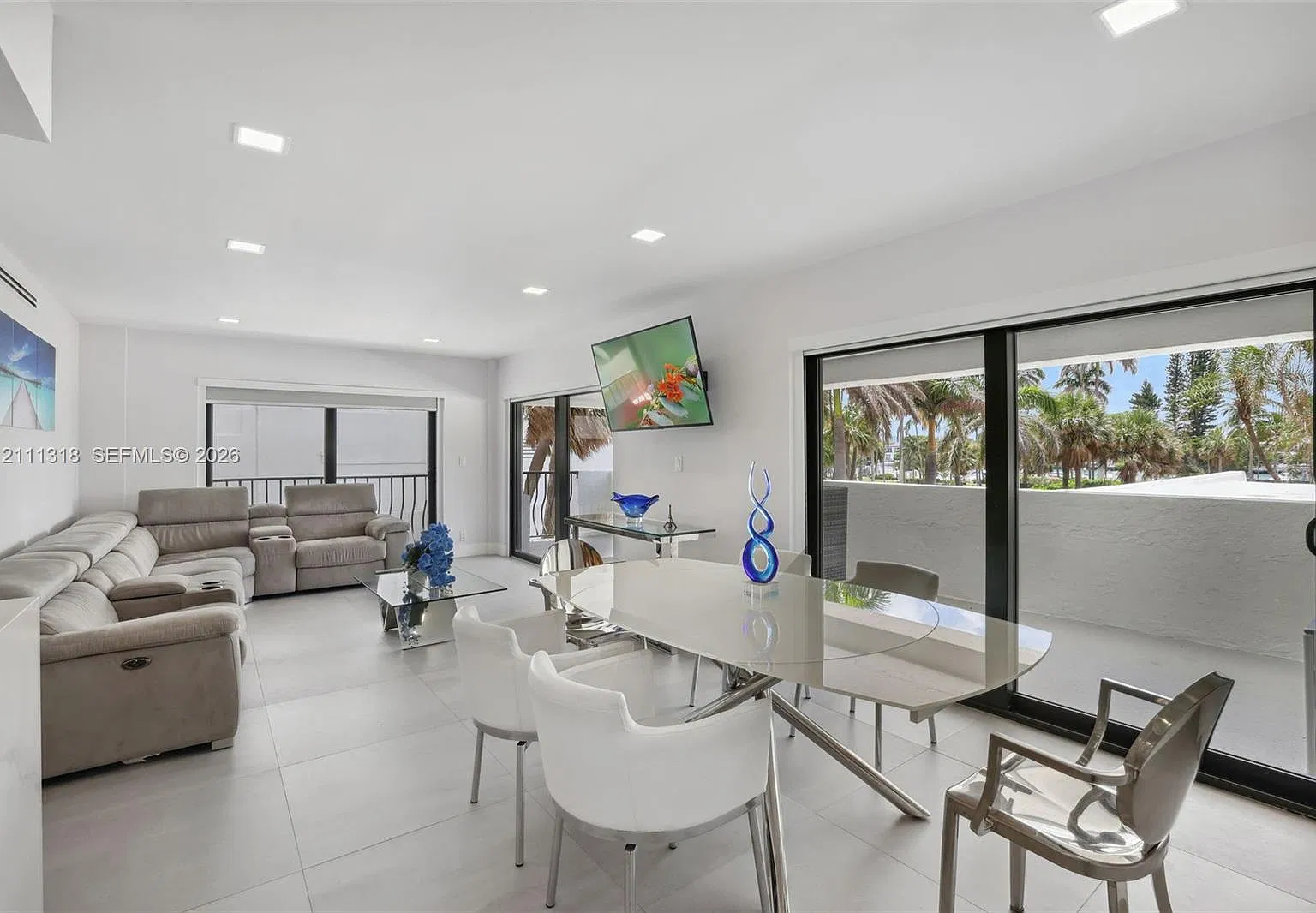 Galeria Condo — Photo 4