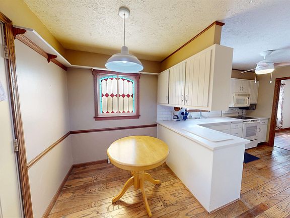 5th image of 1822 Vernon Dr