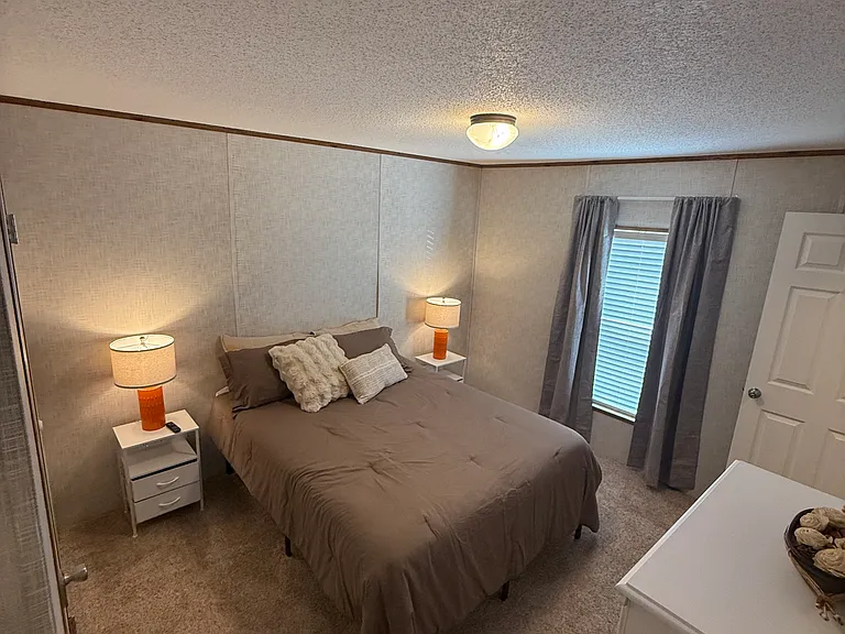 14431 Stephens Rd — Photo 45