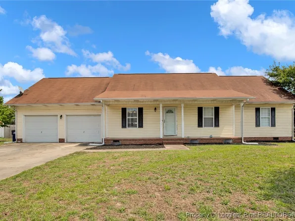201 Two Hours Ct, Raeford, NC 28376