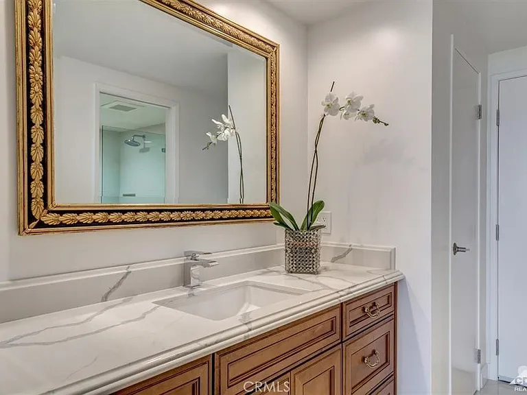 900 Island Dr #705 — Photo 18