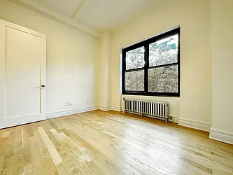 Rented by Manhattan Realty Group