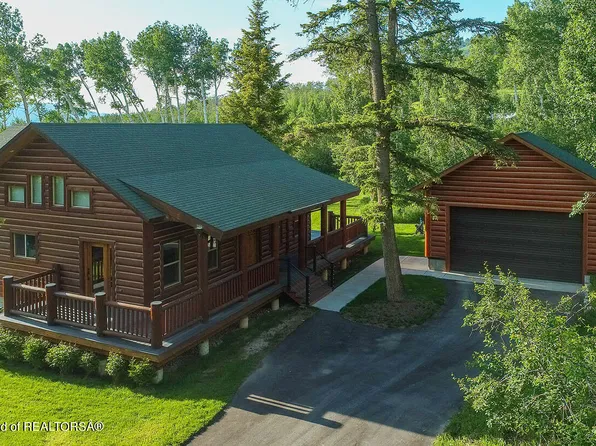 215 N Forest Dr, Star Valley Ranch, WY 83127