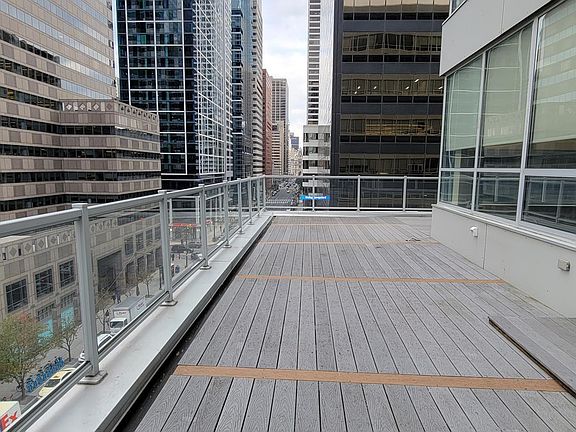 4th image of 2028 Market St #606