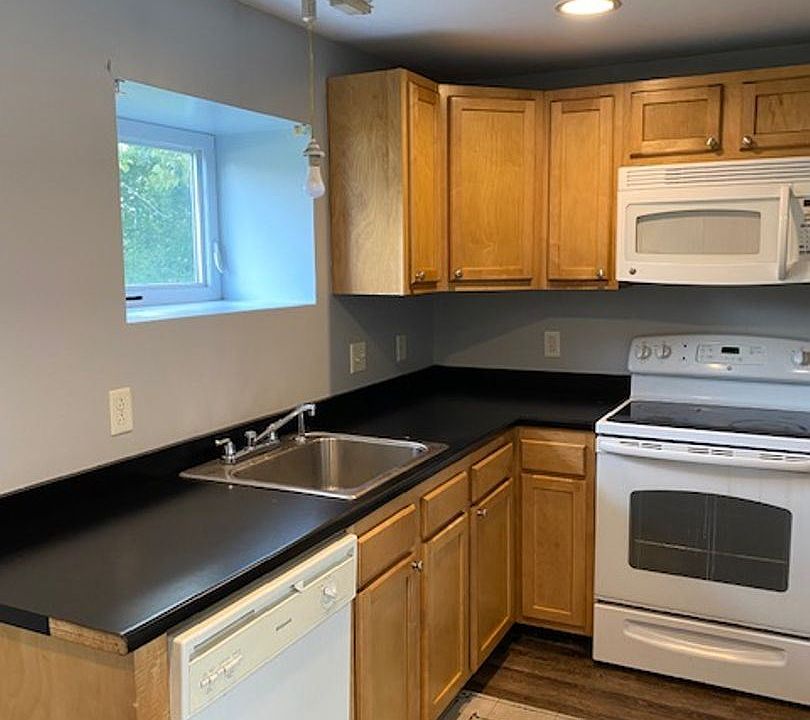 1st image of 56-60 Anchor St #58