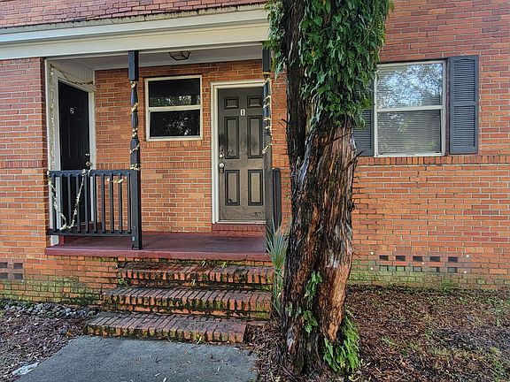 2nd image of 803 McDuff Ave S #1