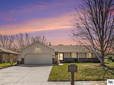 809 S 212th St, Elkhorn, NE, 68022