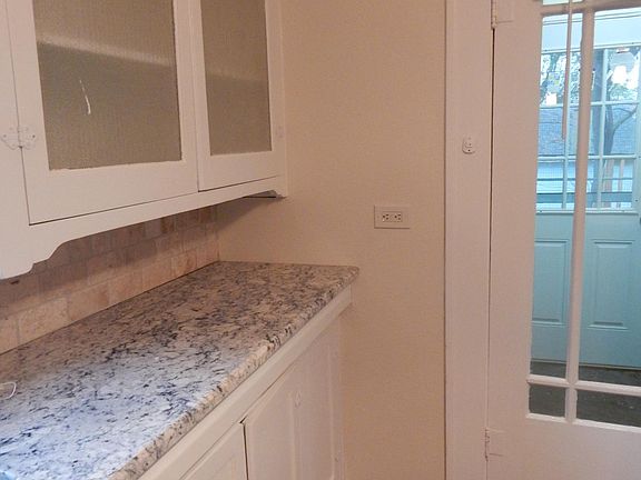 5th image of 909 N 34th St