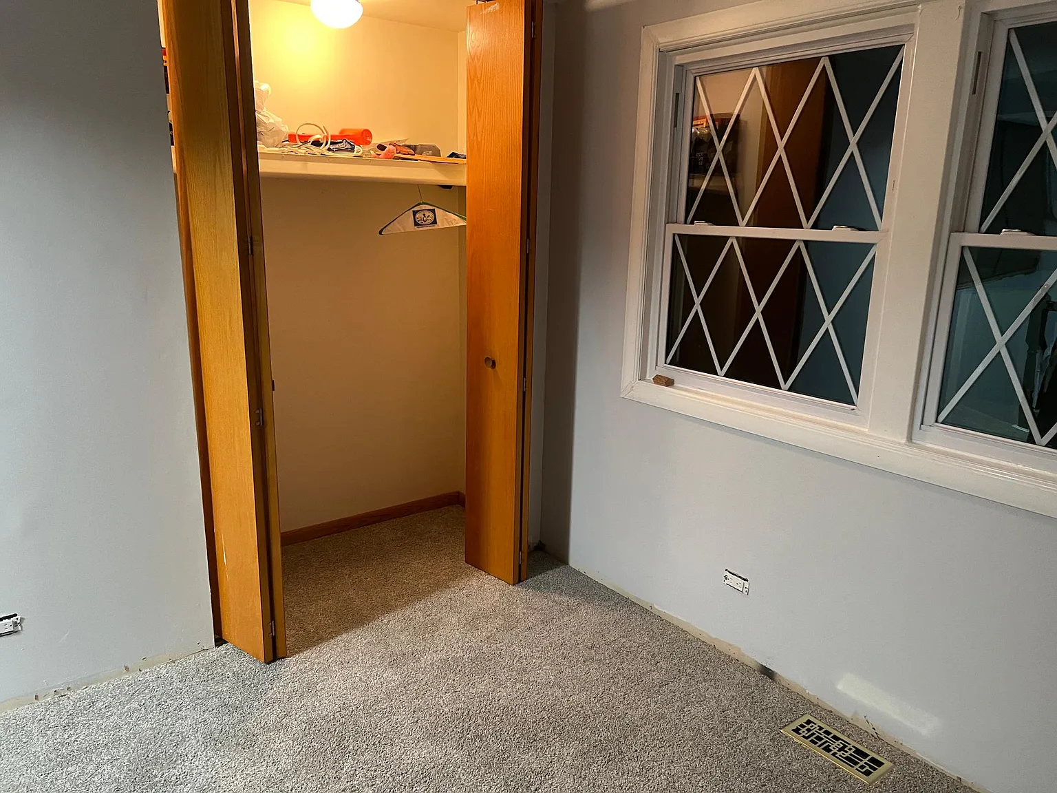 Amboy Ln, Schaumburg — Photo 4