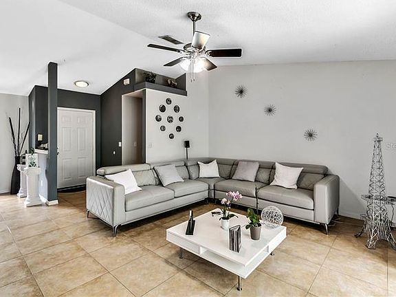 5th image of 11749 Chapelle Ct