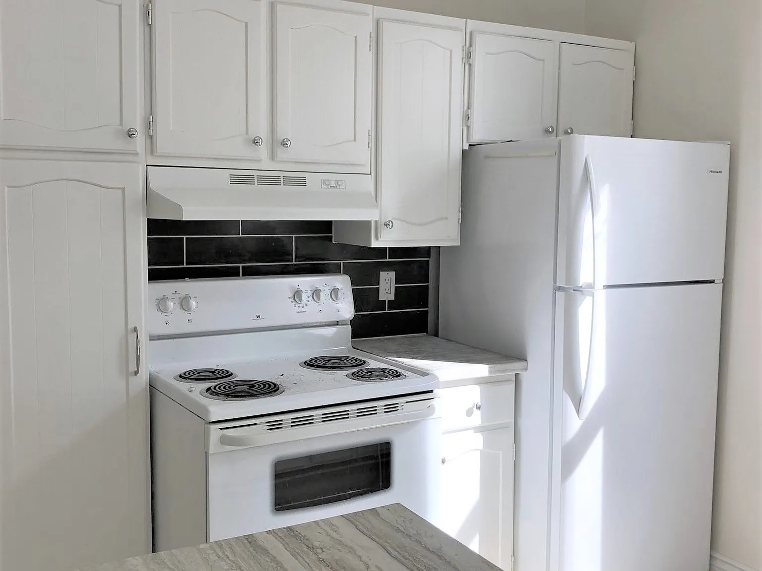 5 Renwick Avenue — Photo 2
