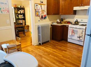 28 Harrison St #2, Brookline, MA 02446