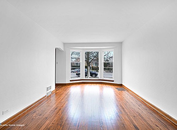 5th image of 5336 N Natoma Ave