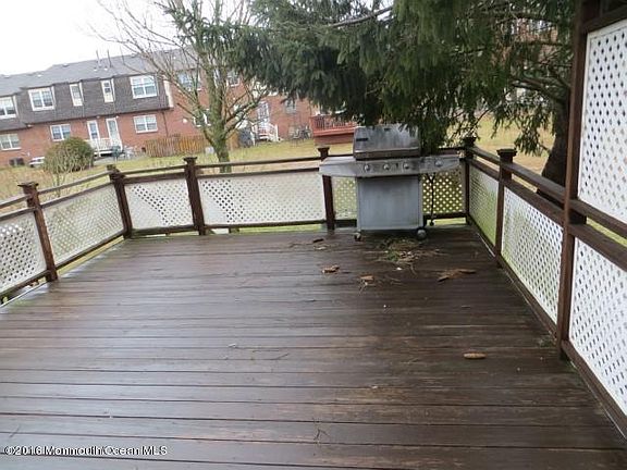 5th image of 840 Shannon Ct