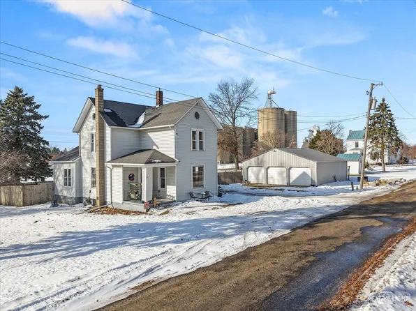 206 S Poplar St, Sublette, IL 61367