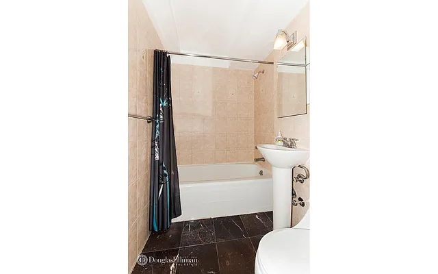 Rented by Douglas Elliman | media 4