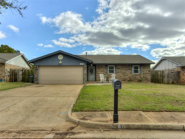 814 Hawthorne Ln, Edmond, OK 73003