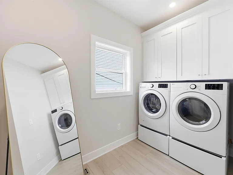 105 S Stratford Ave #BEACHBLOCK JULY AUG — Photo 37