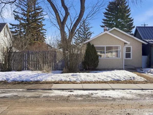 638 M AVENUE S, Saskatoon, SK S7M 2L2