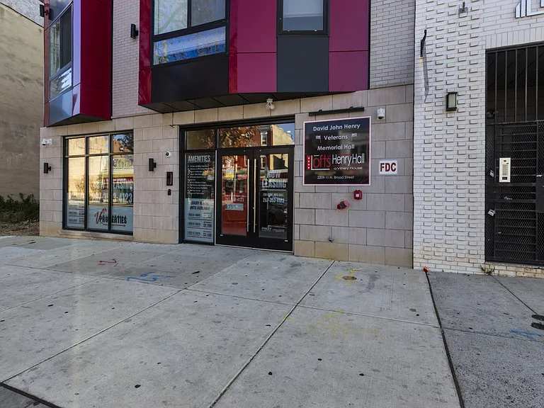 2209 N Broad St — Photo 19