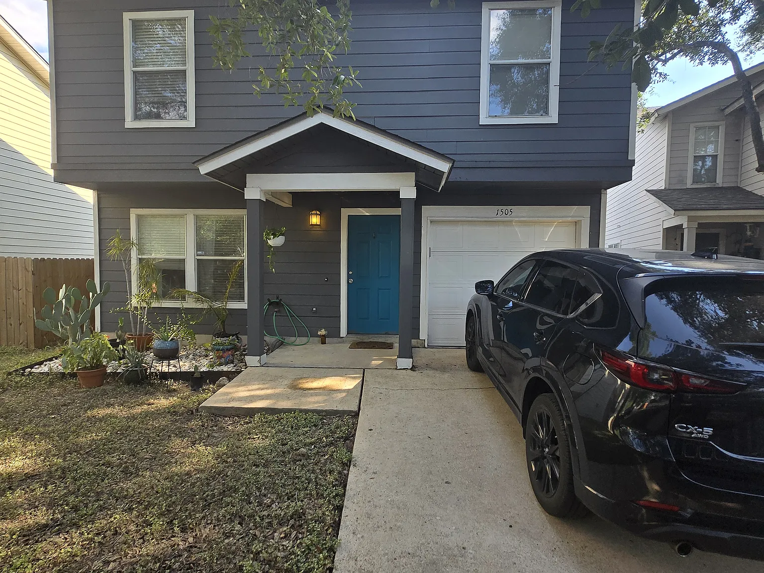 3 bed, 1180 sqft, $2,100 — Photo 2