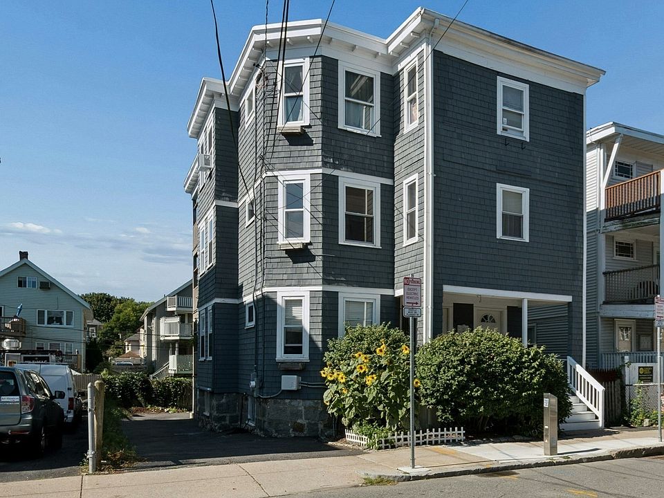 1st image of 10-12 Colgate Rd #2