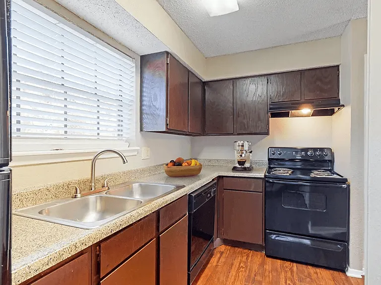 Lots of Counter Top Space