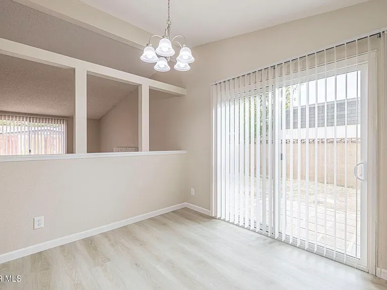 44256 Gingham Ave — Photo 4
