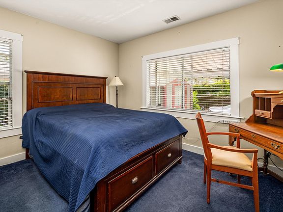 5th image of 1218 Chino St