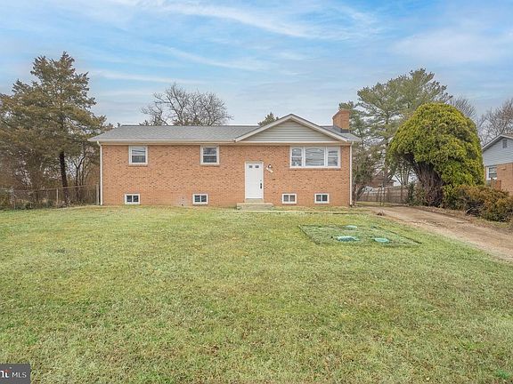 2nd image of 7804 Darcy Rd