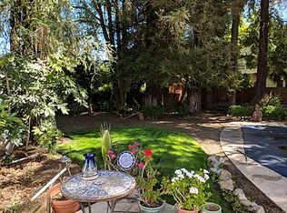 128 Palm Ave, Ripon, CA 95366