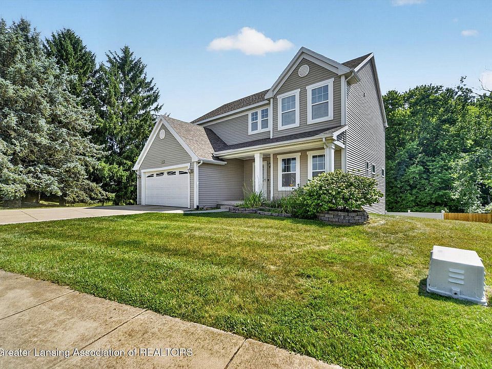1st image of 47 Lake Ridge Dr