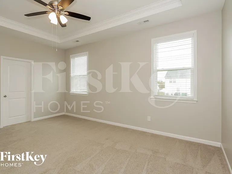 7724 Meridale Forest Dr — Photo 7