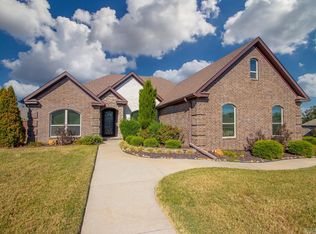 9100 Rapid Water Dr, Sherwood, AR 72120