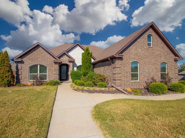 9100 Rapid Water Dr, Sherwood, AR 72120