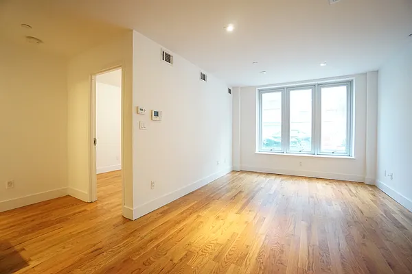 Rented by Rennit Inc. | media 29