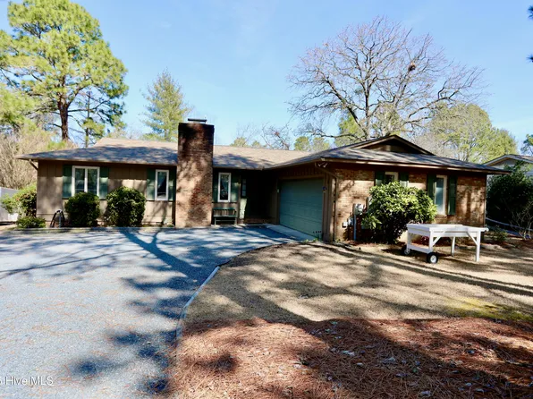 224 Firetree Lane, West End, NC 27376