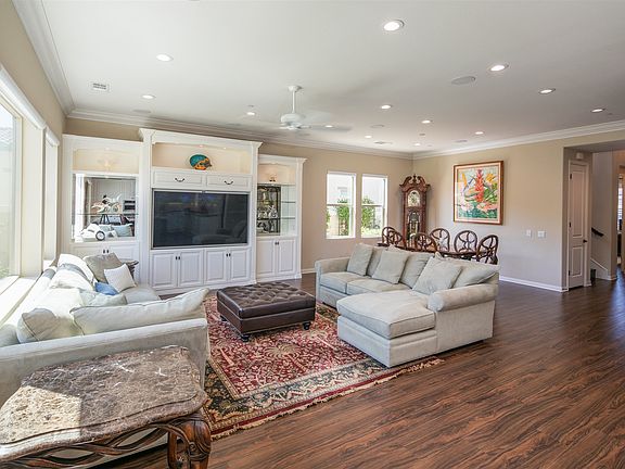 3rd image of 3606 Tavara Cir