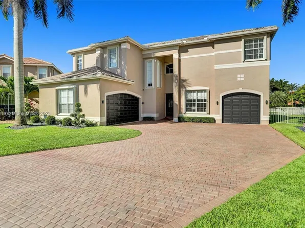 4120 SW 194th Ter, Miramar, FL 33029