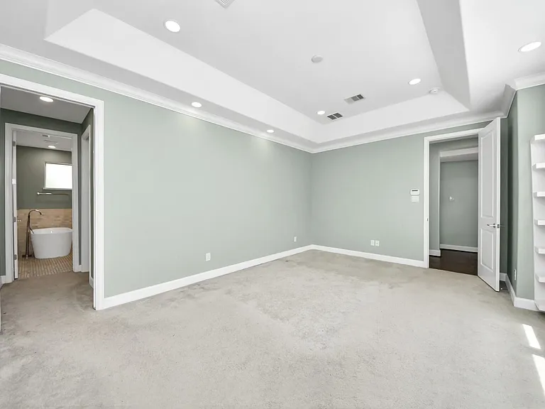 1716 Stuart St — Photo 27