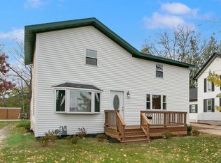 107 Parkview Dr, Milton, WI