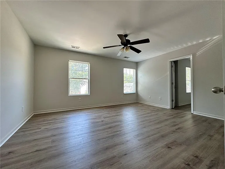 3340 Griffin Way — Photo 8