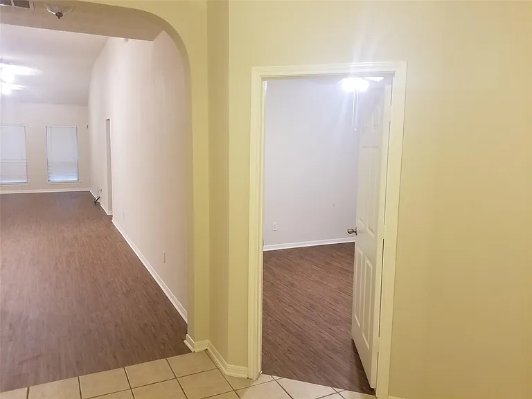 2406 Hawks Rd — Photo 17